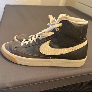 Nike Blazer Mid ‘77 Brown - size 10